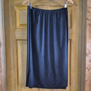 JCPenney Large Nylon Black Slip 28" Length With Lace Hemline Detail